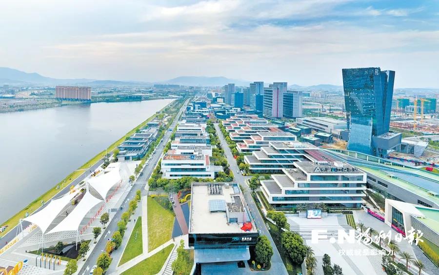 项目建设提速 新城活力四射 滨海新城已竣工项目139个,在建建筑工程约765万平方米 项目建设提速 新城活力四射 滨海新城已竣工项目139个,在建建筑工程约765万平方米