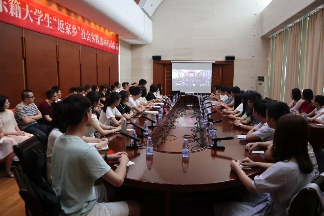 创业青年来代言 乡村振兴添活力 “云上”盛宴让市民足不出户尝遍长乐美食 创业青年来代言 乡村振兴添活力 “云上”盛宴让市民足不出户尝遍长乐美食