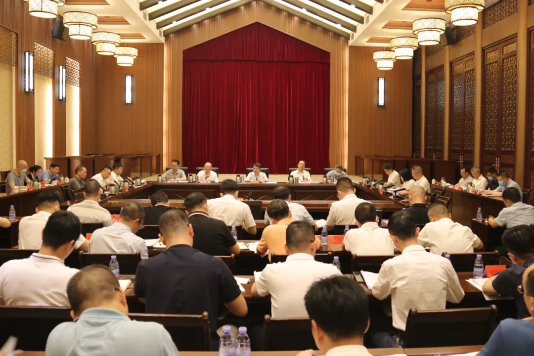 我区部署“稳住基本盘·冲刺双过半”攻坚行动 我区部署“稳住基本盘·冲刺双过半”攻坚行动