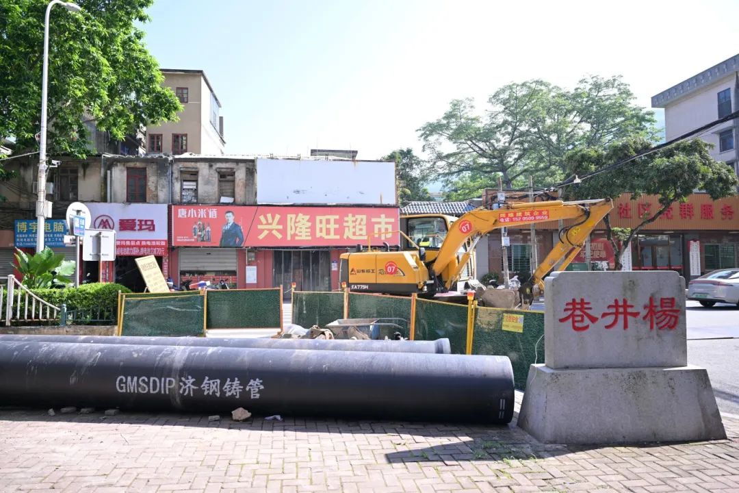解放路供水工程加速推进，预计8月底完工