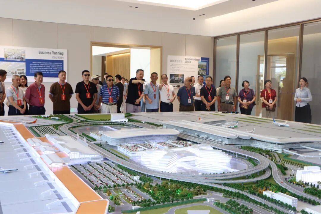 第三季度老干部“季谈会”召开